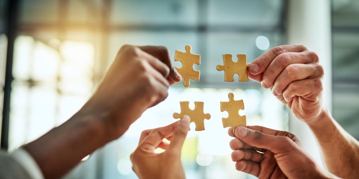 puzzlestukjes samen