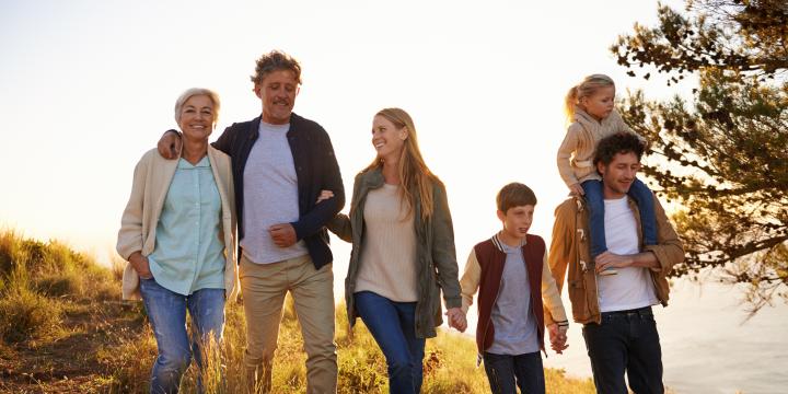 istock-multigeneration2