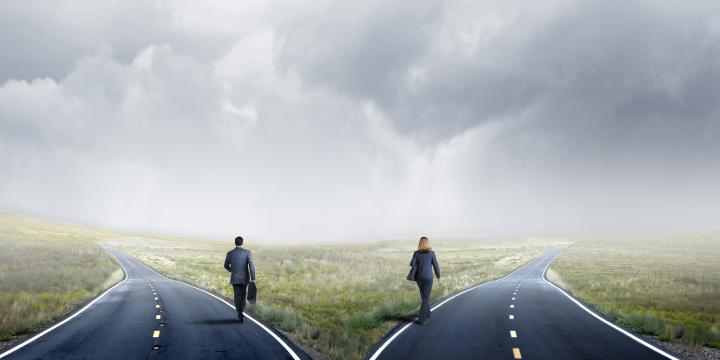 istock-healthcare_two_directions