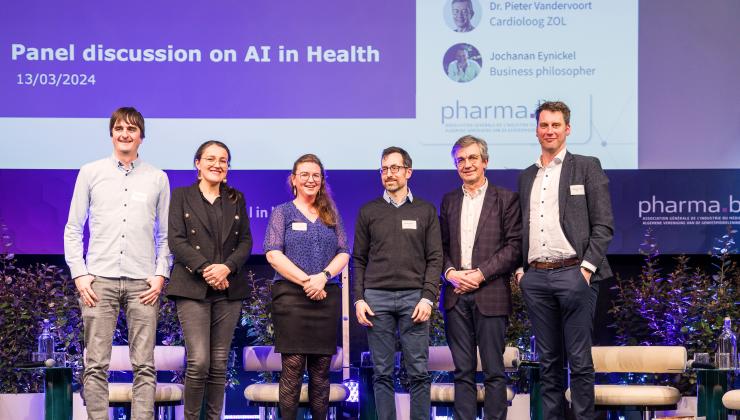 Panel debat "AI in Healthcare"
