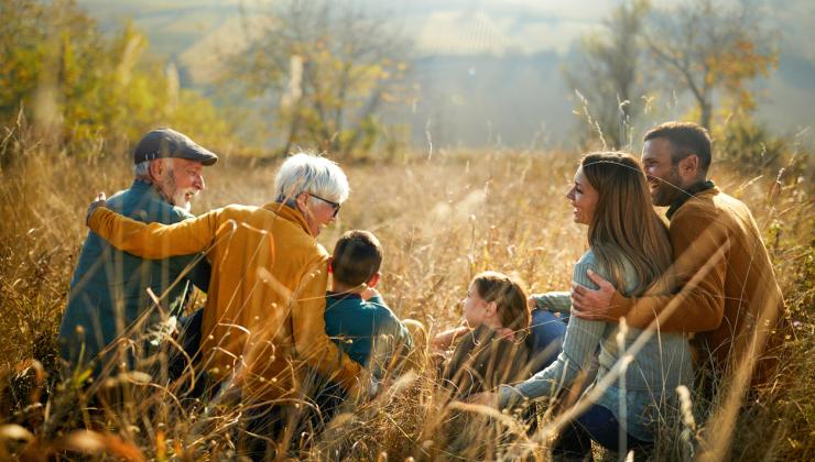 istock-three-generations-in-a-warm-setting